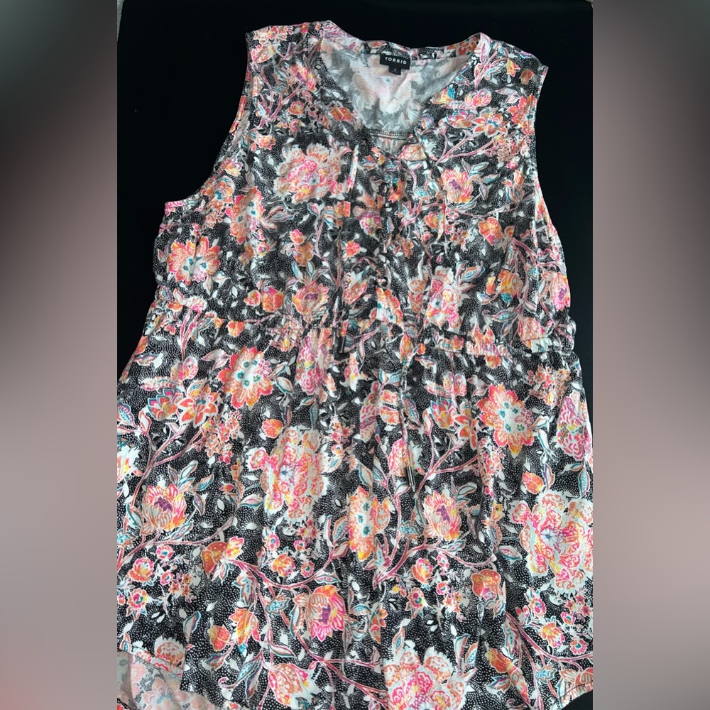 Torrid Floral Babydoll Stretch Challis Lace-Up Tunic Top Size 2 EUC